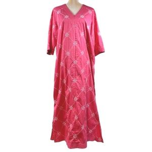I. Magnin Vintage Rare Find Zip Front 3/4 Sleeve Pink Embroidered Kaftan
